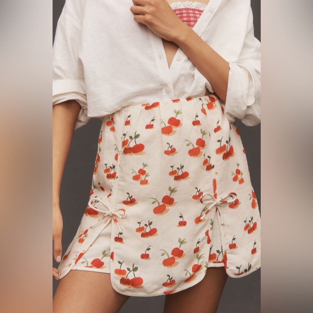 FARM Rio Cream Mini Skort with Orange Cherry Print - Picture 3 of 7